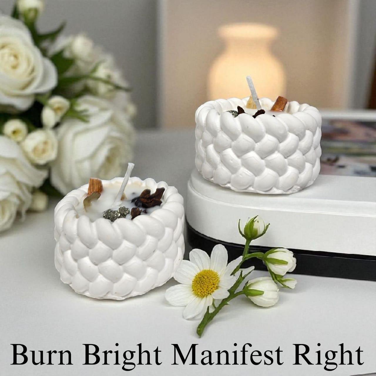 Money Manifestation Candle – Infused with Crystals, Herbs & Positive Energy